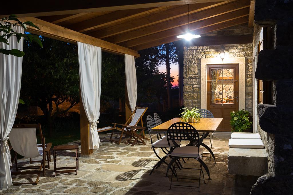Holiday Home Casa Dei Farfui Momjan Buitenkant foto